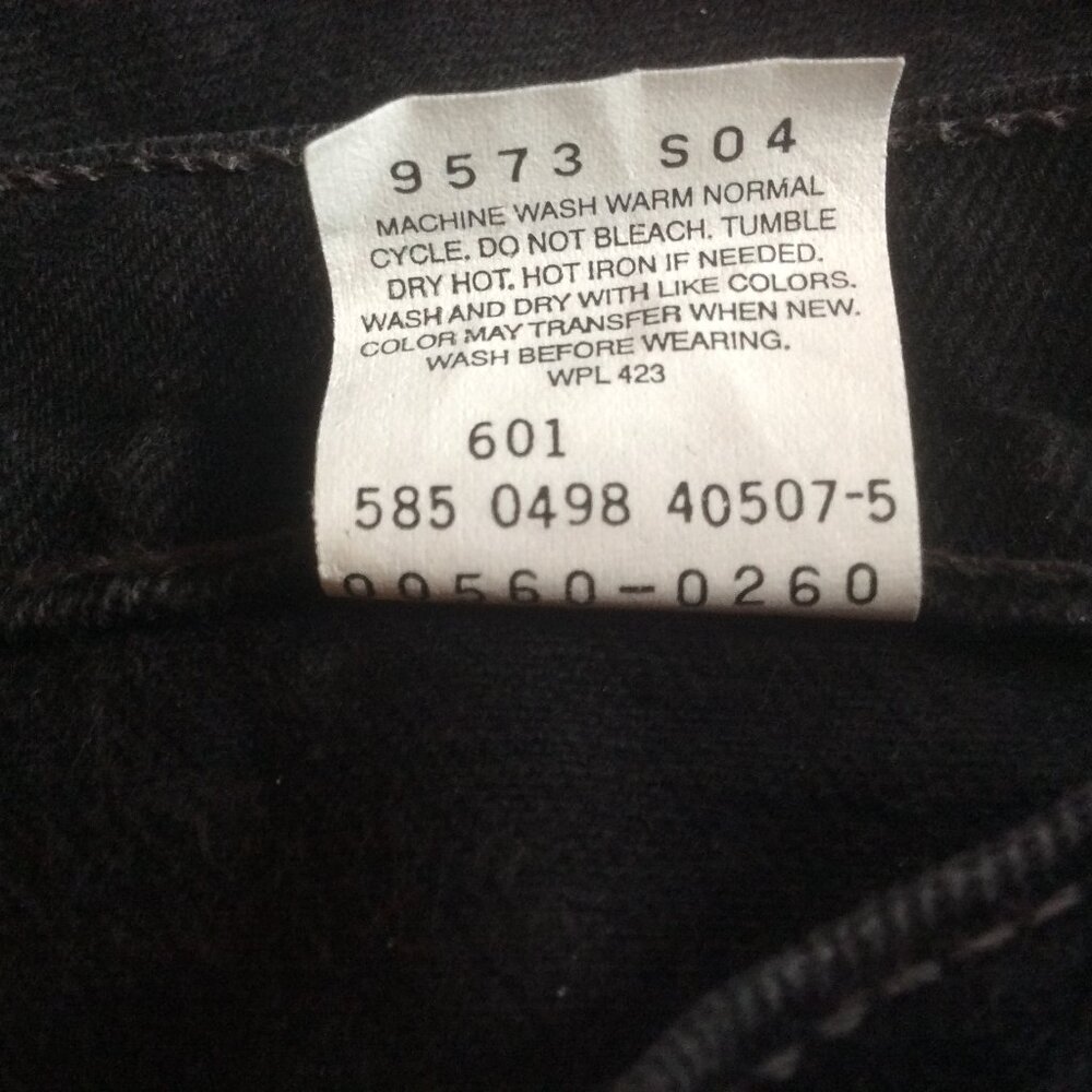 Levi's 560 90s Black Loose Fit Tapered Leg Denim Baggy Vintage Jeans Size 32*x32 - Picture 6 of 6